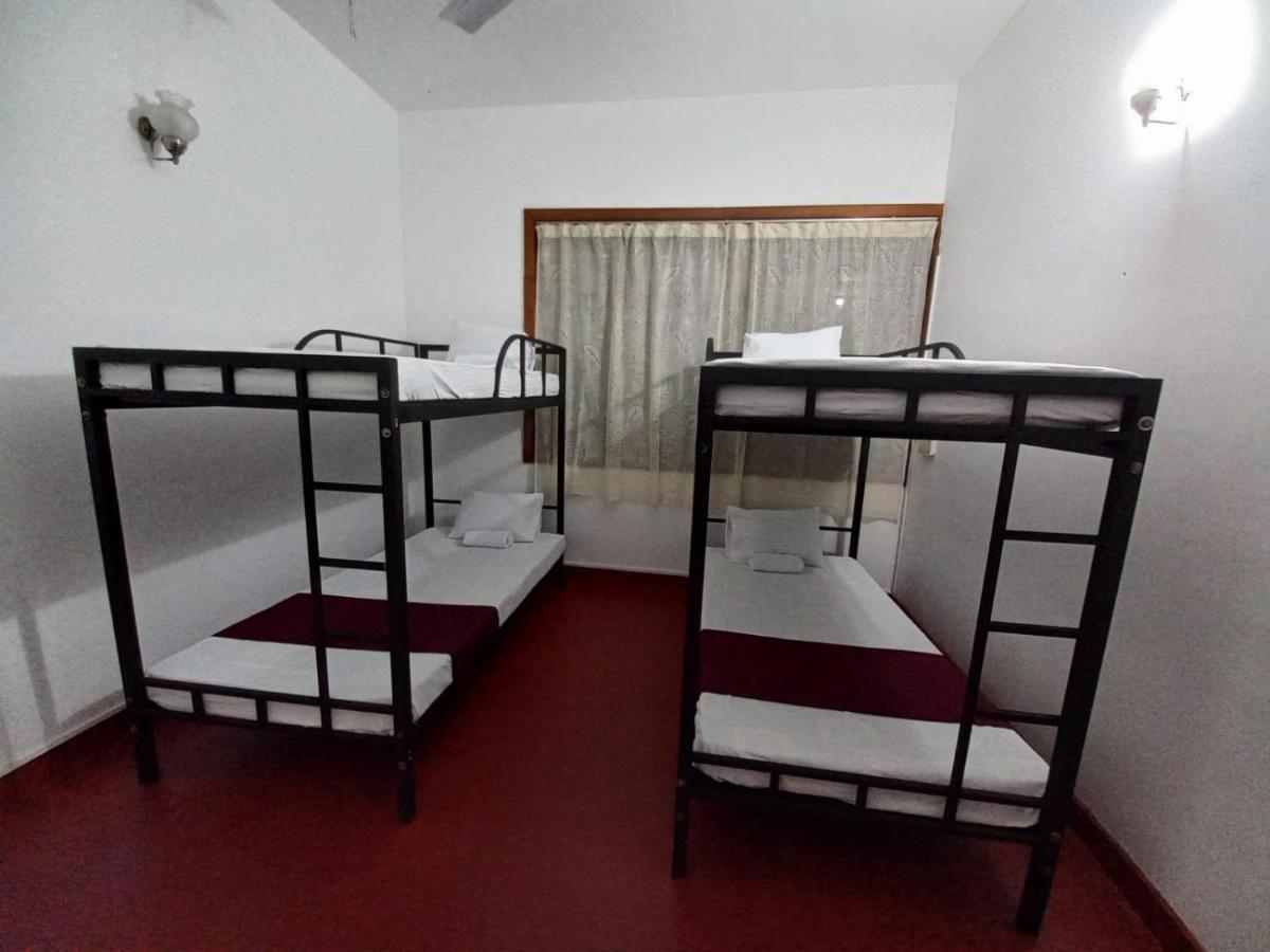 Lazy Bear Hostel Kandy
